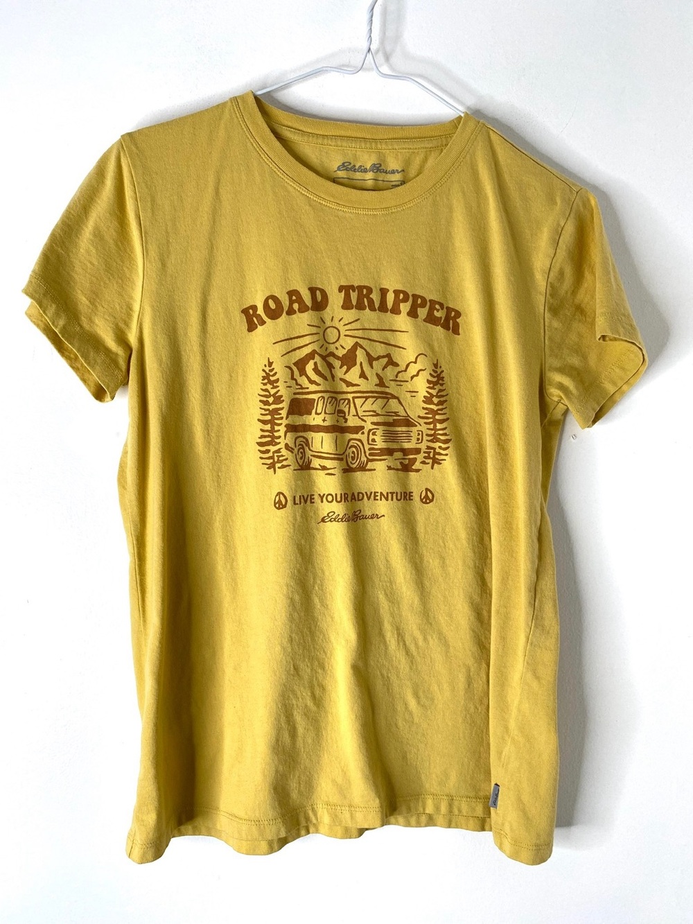 Eddie Bauer Roadtripper Yellow Graphic Tee Van Mountain Adventure Crew Neck Tee